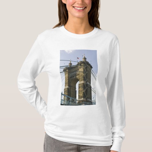 アメリカ合衆国, オハイオ州, シンシナティ: ローブリング吊り橋 Tシャツ (正面)