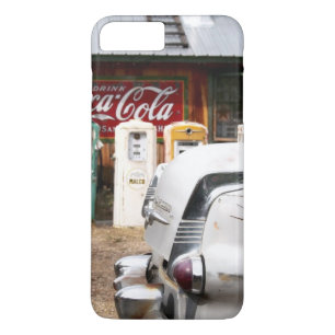 アメリカ合衆国 ニューメキシコ州 ディクソン。ヴィンテージカー iPhone 8 PLUS/7 PLUSケース
