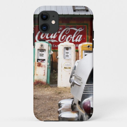 アメリカ合衆国 ニューメキシコ州 ディクソン。ヴィンテージカー Case-Mate iPhoneケース (裏面)