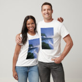 アメリカ合衆国、ニューヨーク州、ナイアガラの滝。アメリカ滝入り口 Tシャツ (ユニセックス)
