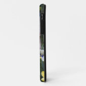 アメリカ合衆国, ペンシルベニア州。庭園のアイリスが周りに生い茂る Case-Mate iPhoneケース (裏面/左)