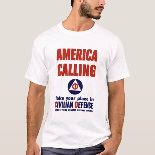 アメリカ呼出し -- 一般市民の防衛 Tシャツ (正面)