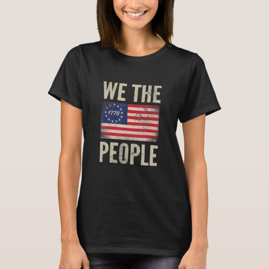 アメリカ国旗かわいい1776我々国民の愛国心 Tシャツ (正面)