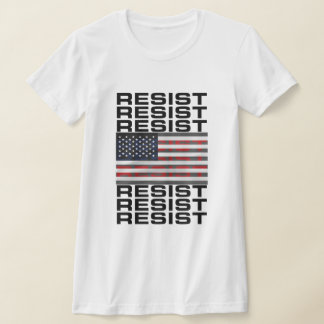 アメリカ国旗で抵抗する Tシャツ