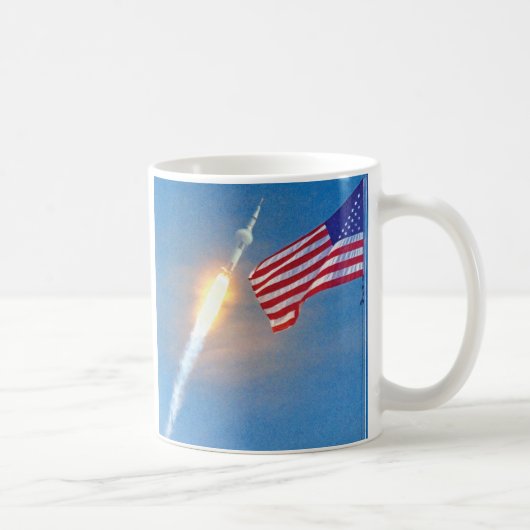 アメリカ国旗とアポロ11号の打ち上げ コーヒーマグカップ (右)