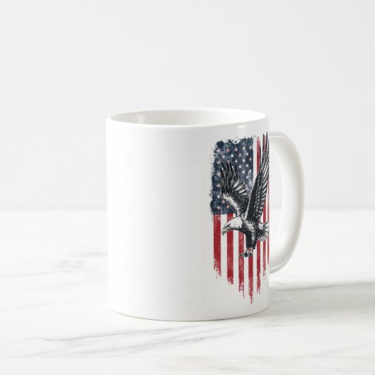 アメリカ国旗とイーグルギフト – 愛国心父の コーヒーマグカップ (正面右)