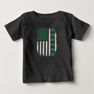 アメリカ国旗とシャムロックのセントパトリックの日 アメリカ ベビーTシャツ