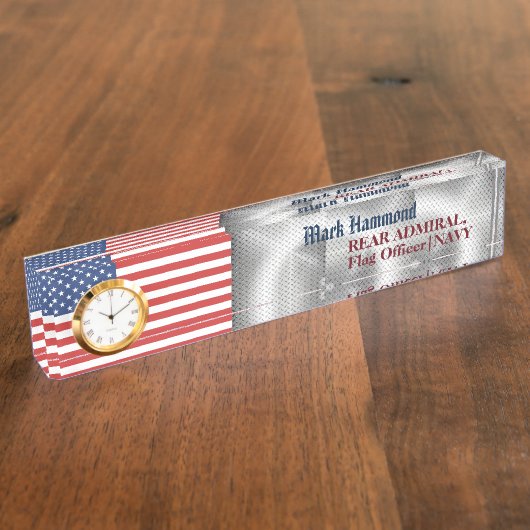 アメリカ国旗とスチール模様の海軍アクリル デスクネームプレート (側面)