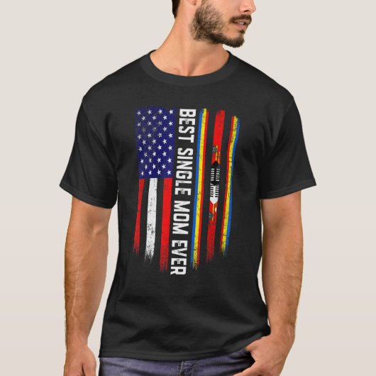 アメリカ国旗とスワジランド最高の国独身の旗の母イブ Tシャツ (正面)
