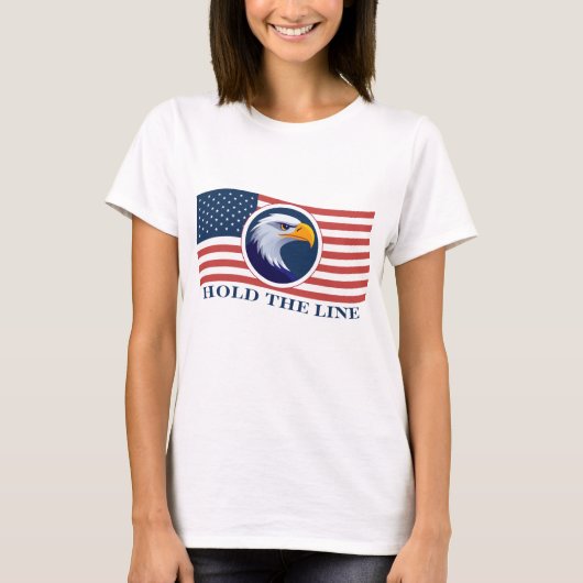 アメリカ国旗とワシを掲げる Tシャツ (正面)