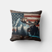 アメリカ国旗と山に向かって突進する クッション (正面)
