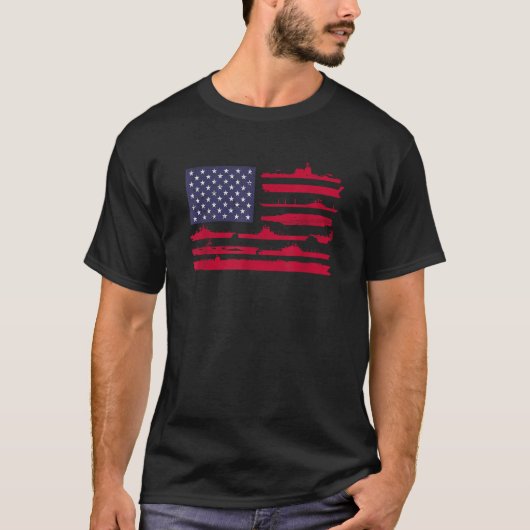 アメリカ国旗と海軍艦愛国的軍隊S Tシャツ (正面)