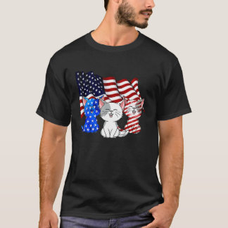 アメリカ国旗と猫の7月4日 Tシャツ