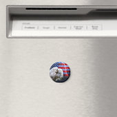 アメリカ国旗と稲妻を持つ白いバッファロー マグネット (インサイチュ (食洗機))
