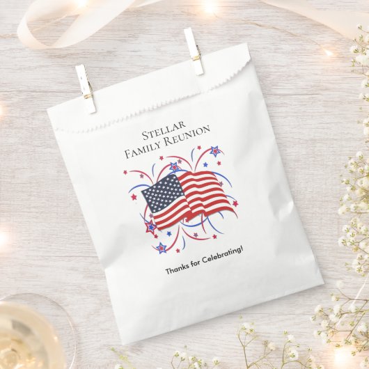アメリカ国旗と花火ありがとう フェイバーバッグ (クリップ留めされた状態)
