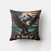 アメリカ国旗によって広げられた鷲の羽 クッション (裏面)