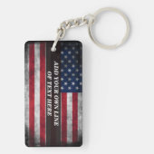 アメリカ国旗にテキストを追加する キーホルダー (裏面)