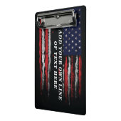 アメリカ国旗に独自の文字をグランジ追加する ミニクリップボード (アングル2)