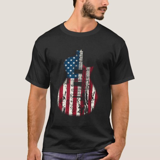 アメリカ国旗のギターミュージシャン動揺してギター Tシャツ (正面)