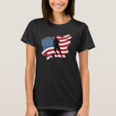 アメリカ国旗のサッカー選手USA愛国的シルエット Tシャツ (正面)