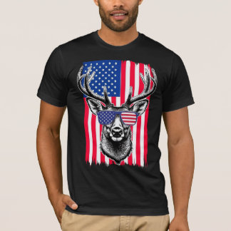 アメリカ国旗のサングラスを身に着けている愛国的な鹿 Tシャツ