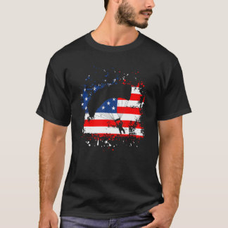 アメリカ国旗のスカイダイビング趣味の愛国的なスカイダイバー Tシャツ