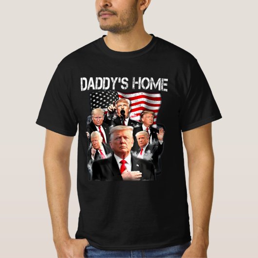 アメリカ国旗のトランプ2024パパの家 Tシャツ (正面)