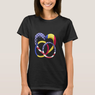 アメリカ国旗のハート結婚リングや輪結婚ルーマニア Tシャツ