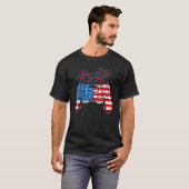 アメリカ国旗のビデオゲームコントローラHappy 4Th Of J Tシャツ (正面フル)