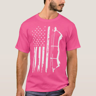 アメリカ国旗のボートで鹿の弓アーチェリーのための狩り Tシャツ