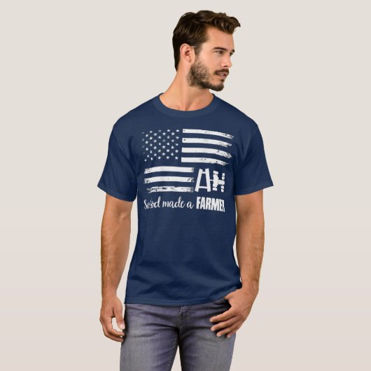 アメリカ国旗のレーサーだから神は農家した Tシャツ (正面フル)