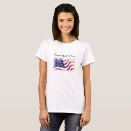 アメリカ国旗の地で愛国Tシャツ Tシャツ