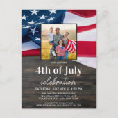 アメリカ国旗の家族の写真7月4日のパーティー インビテーションポストカード (正面)