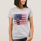 アメリカ国旗の平和サインの女性のシャツ Tシャツ (正面)