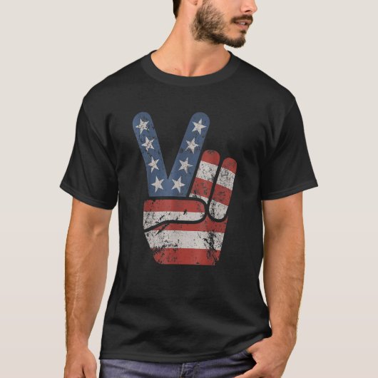 アメリカ国旗の平和サイン・ハンド7月4日 Tシャツ (正面)