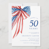 アメリカ国旗の愛国的なリボンを使った50歳の誕生日お祝い 招待状 (正面)