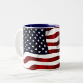 アメリカ国旗の愛国的独立記念日 ツートーンマグカップ (正面左)