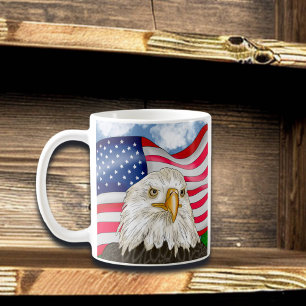 アメリカ国旗の愛国芸術の前のハゲのワシ コーヒーマグカップ