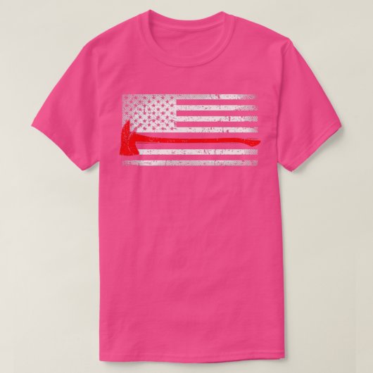 アメリカ国旗の炎と赤斧の愛国者との戦い Tシャツ (デザイン正面)