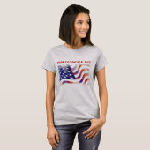 アメリカ国旗の独立記念日ウィメンズ Tシャツ (正面フル)