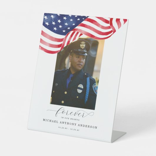 アメリカ国旗の葬儀が永遠に私たちのハートの記憶に 台座サイン (正面)