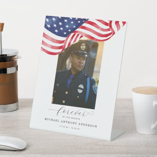 アメリカ国旗の葬儀が永遠に私たちのハートの記憶に 台座サイン (インサイチュ)