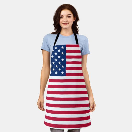 アメリカ国旗の誇りをデザインした エプロン (着用した状態)