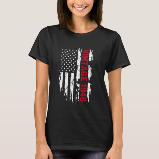 アメリカ国旗の誕生年1946年の誕生日 Tシャツ (正面)