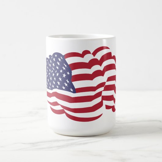 アメリカ国旗の雲のコーヒーマグ コーヒーマグカップ (中央)