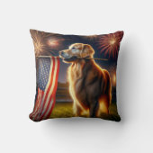 アメリカ国旗を持つゴールデンレトリバー クッション (正面)