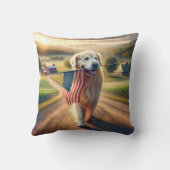 アメリカ国旗を持つゴールデンレトリバー クッション (裏面)