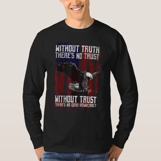 アメリカ国旗を持つワシ Tシャツ (正面)