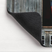 アメリカ国旗を持つ古い納屋 マウスパッド (コーナー)