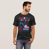 アメリカ国旗を持つ掘削機の愛国心ハッピー4th O Tシャツ (正面フル)